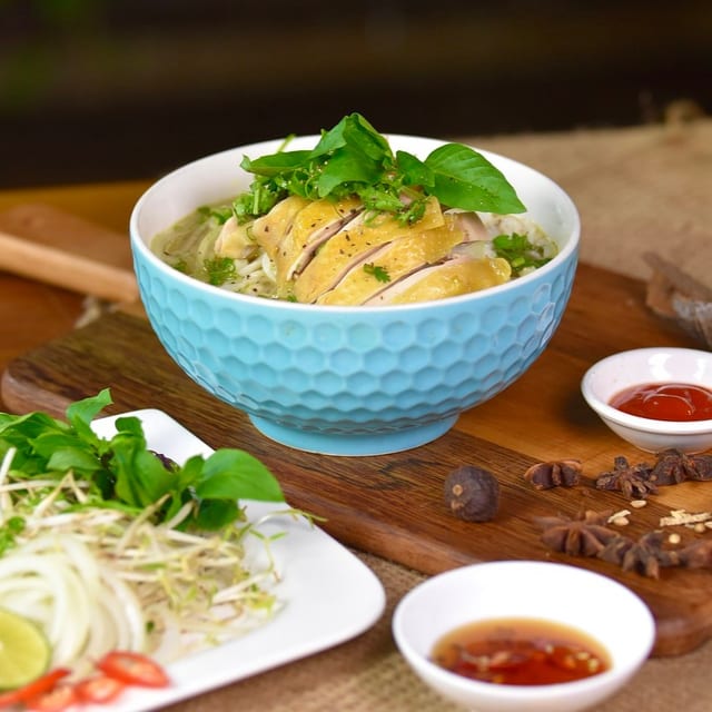 Chicken thukpa.