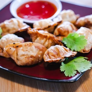 Veg fried momo
