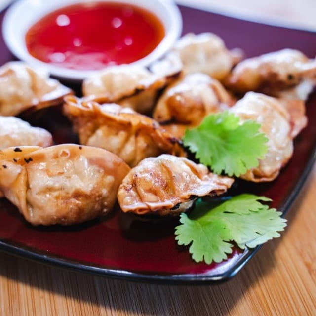 Paneer chili momo.